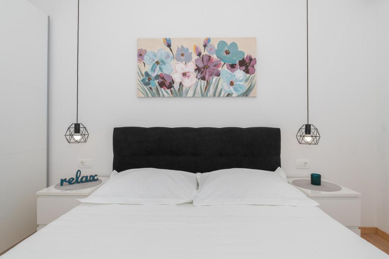 Apartmani Sani Макарска Экстерьер фото