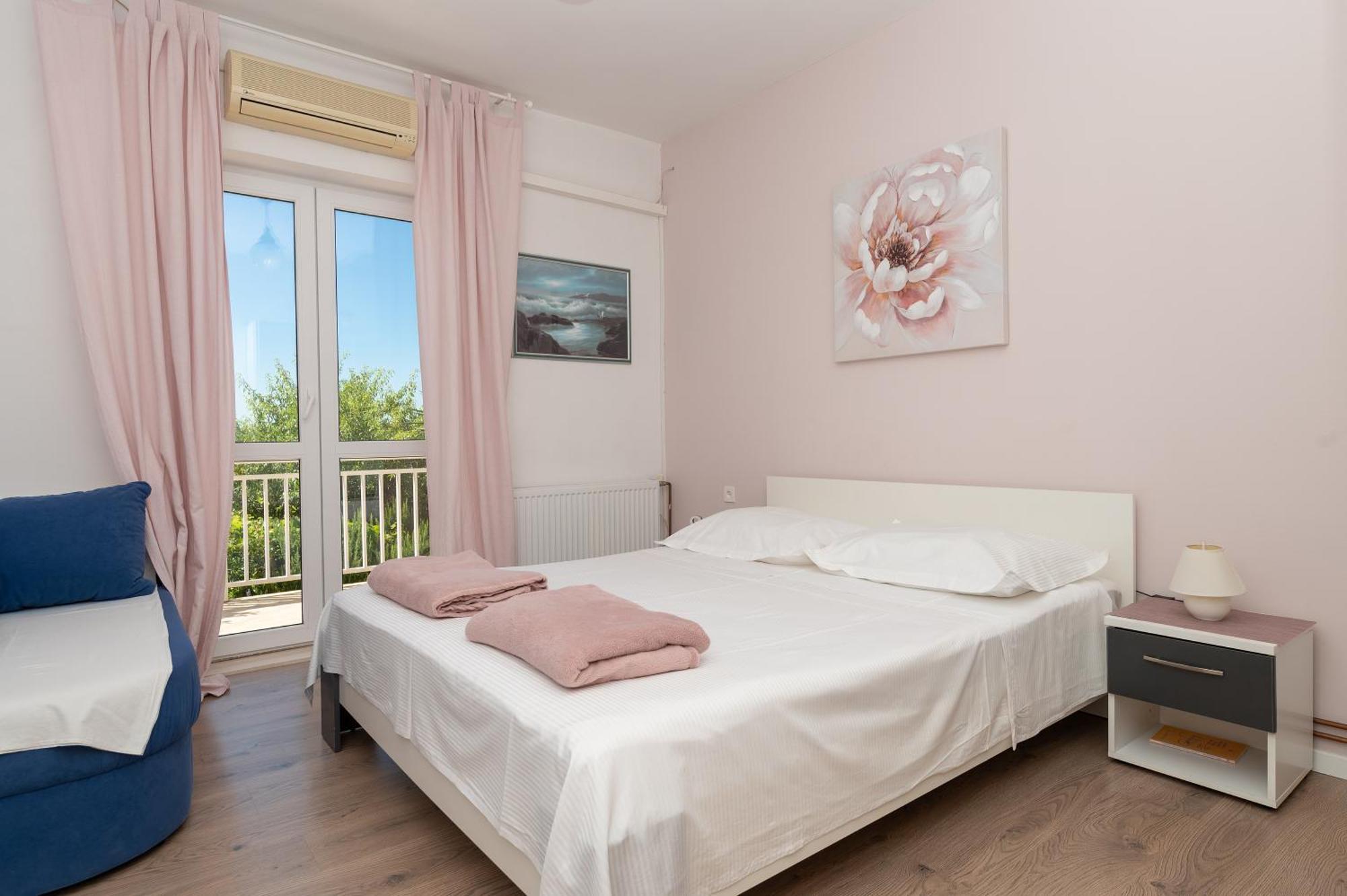Apartmani Sani Макарска Экстерьер фото