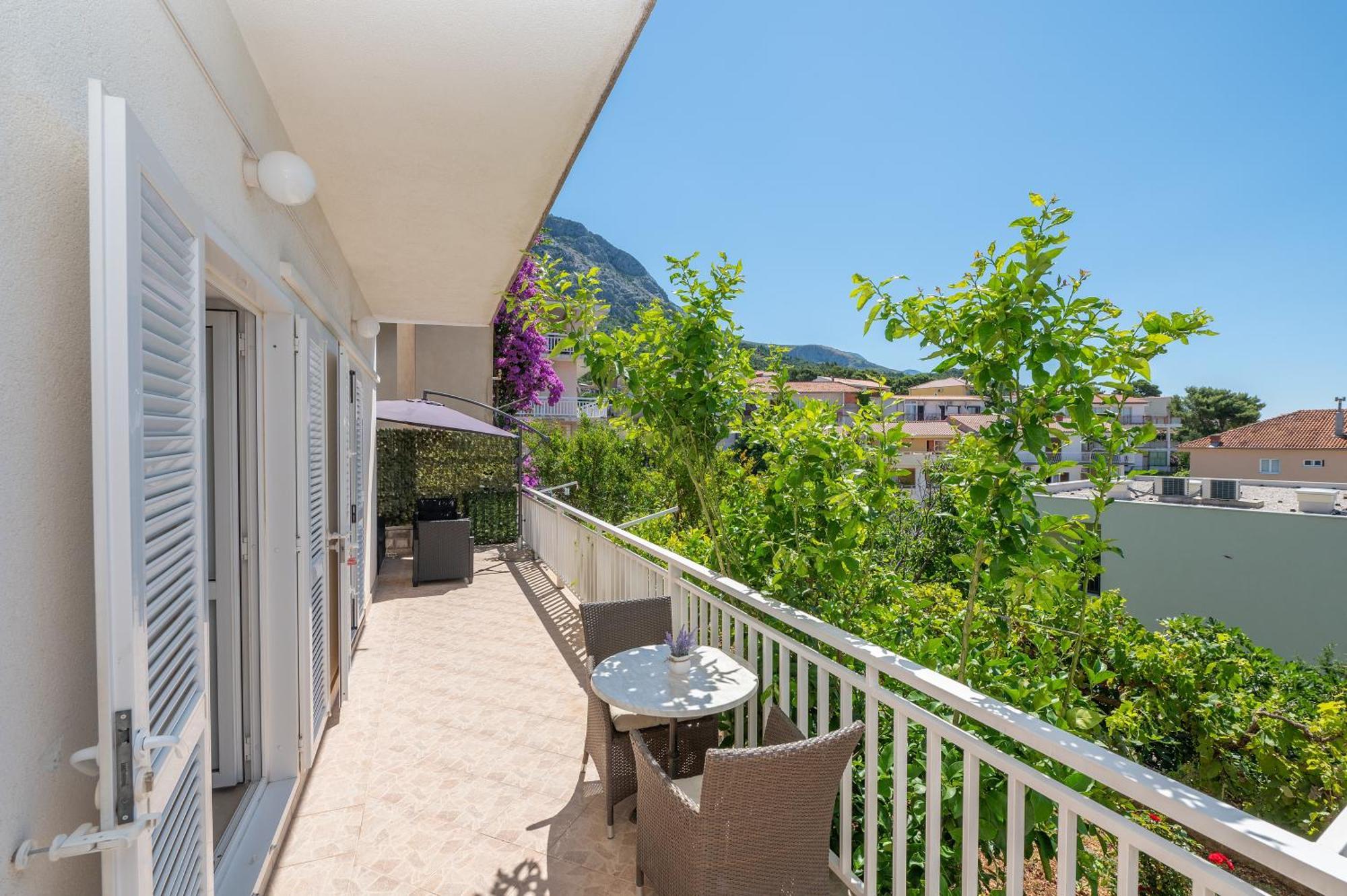 Apartmani Sani Макарска Экстерьер фото